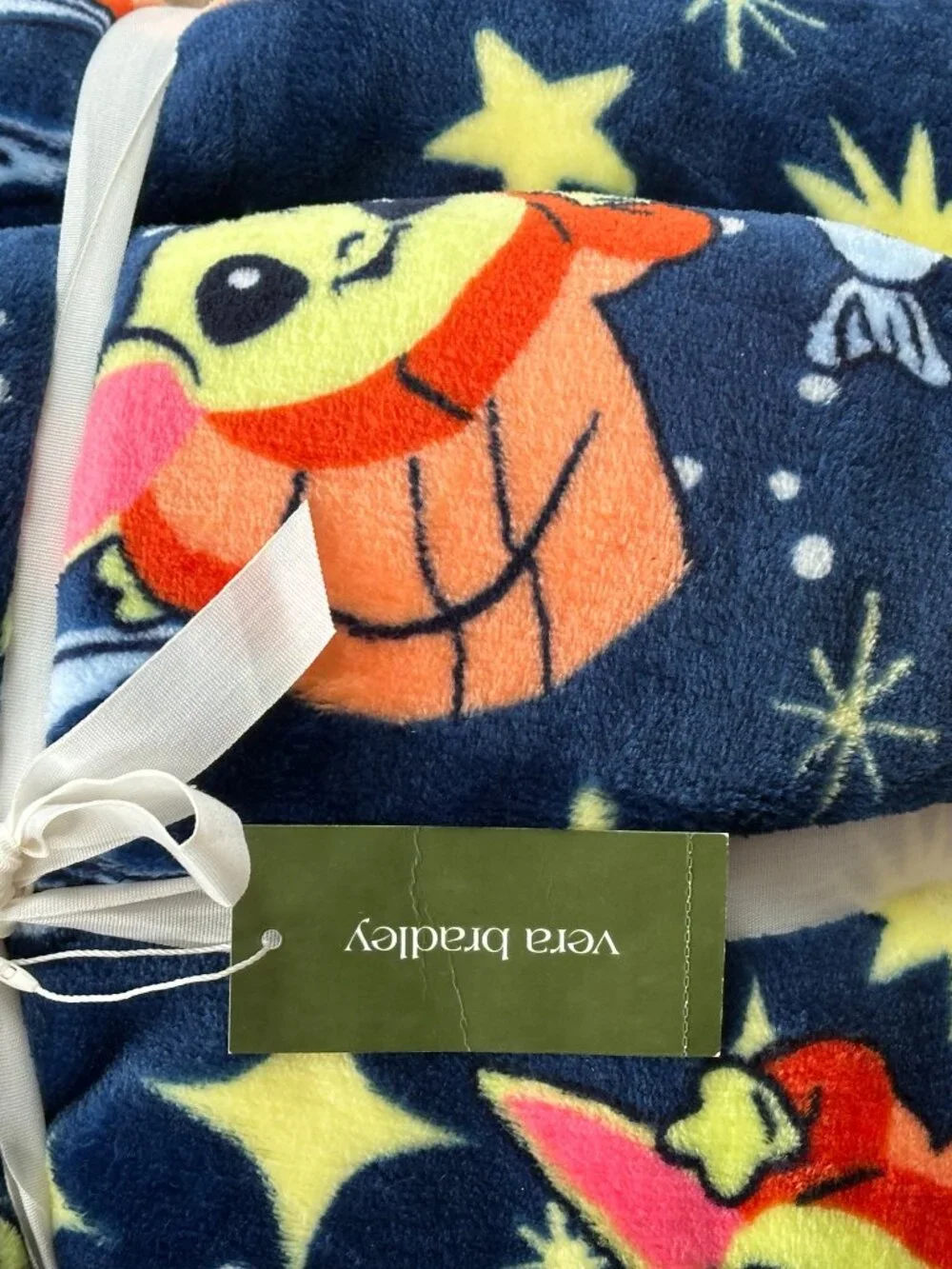 VERA BRADLEY STAR WARS MANDALORIAN THROW BLANKET:NWT GALACTIC CRAVING GROGU
